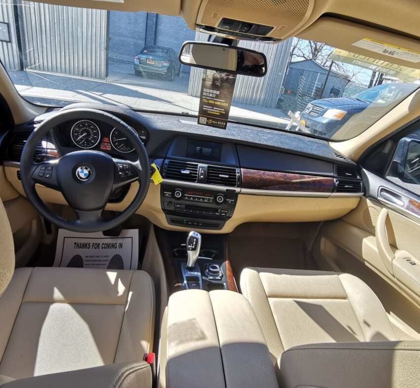 2012 BMW X5 中配开了100006Miles 价格便宜