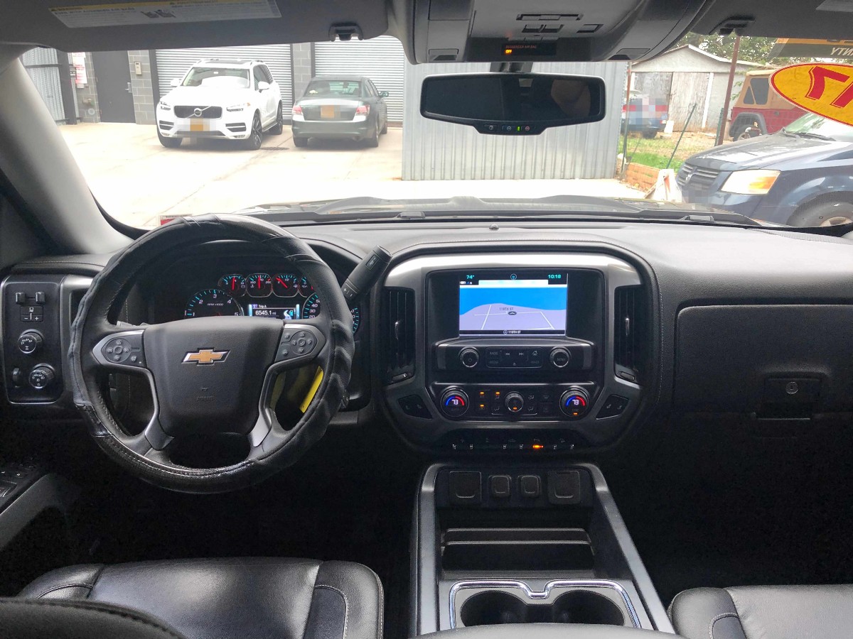 2017 Chevrolet Silverado 1500 LTZ crew cab 4门5座皮卡 开了24000迈